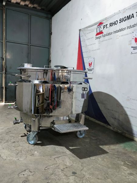 1200L Double Jacket Tank (SUS 304, Mirror Polished)